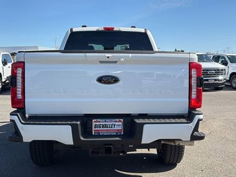 New 2026 Ford F250 Lariat w/ Black Appearance Package AWD/4WD image 4