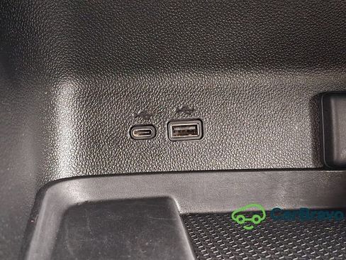 Certified 2025 Chevrolet Traverse LT AWD/4WD image 27