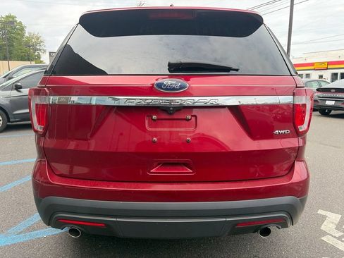 Used 2017 Ford Explorer 4WD image 6