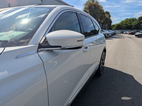 Used 2022 Acura MDX w/ Technology Package FWD image 12