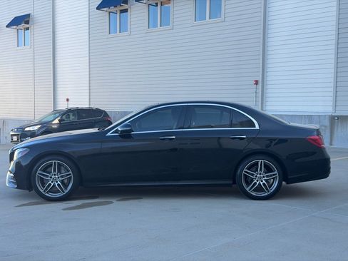 Used 2019 Mercedes-Benz E 300 4MATIC w/ Driver Assistance Package image 6