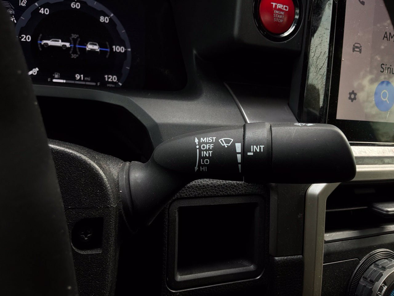 Used 2025 Toyota Tacoma TRD Sport AWD/4WD image 40