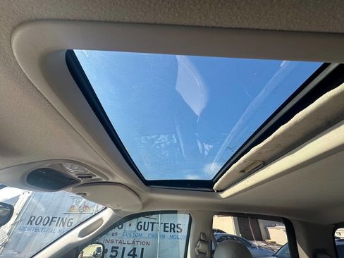 Used 2005 Dodge Ram 1500 Truck SLT image 16