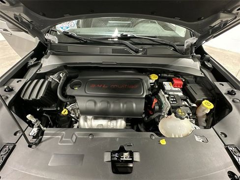 Used 2022 Jeep Compass Trailhawk w/ Trailhawk Convenience Group image 28