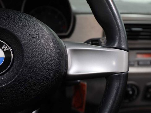 Used 2003 BMW Z4 2.5i image 25