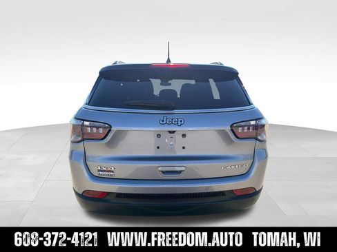 Used 2024 Jeep Compass Limited AWD/4WD image 4