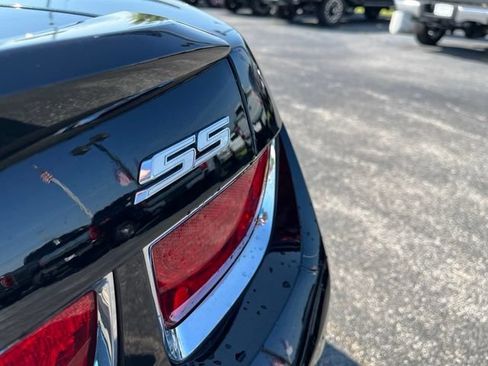 Used 2010 Chevrolet Camaro SS w/ RS Package RWD image 4