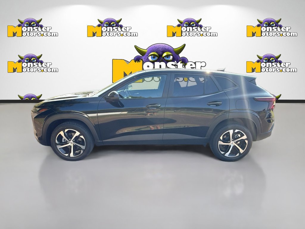 Used 2024 Chevrolet Trax RS w/ Driver Confidence Package FWD image 8