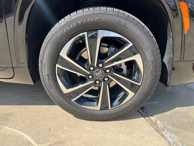 Used 2026 Buick Enclave Sport Touring w/ Power Package FWD image 9