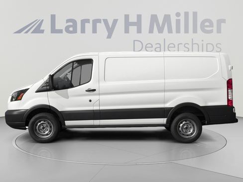 Used 2019 Ford Transit 250 148 Low Roof w/ Interior Upgrade Package RWD image 3