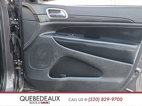 Used 2021 Jeep Grand Cherokee Laredo RWD image 51