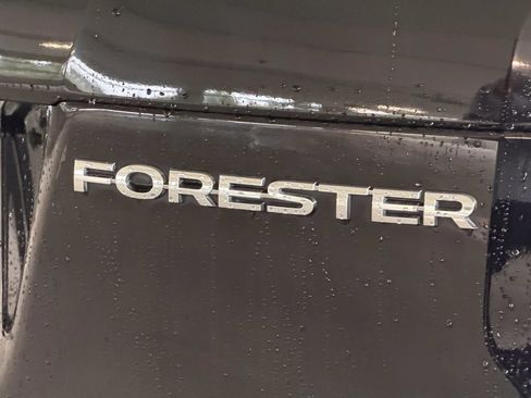 Used 2017 Subaru Forester 2.5i Premium w/ All-Weather Package AWD/4WD image 13
