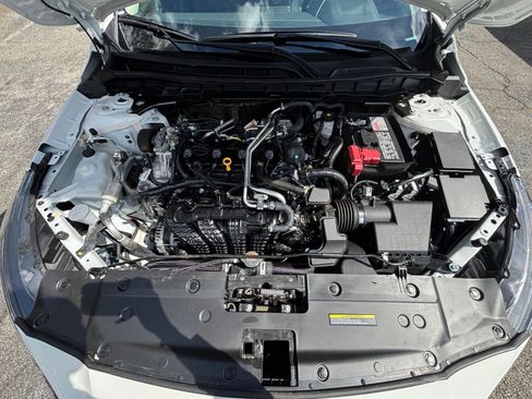 Used 2025 Nissan Altima 2.5 SV image 33
