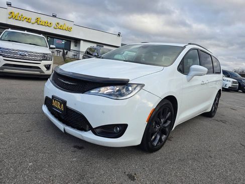 Used 2020 Chrysler Pacifica Touring w/ Advanced Safetytec Group FWD image 73