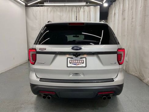 Used 2018 Ford Explorer Sport AWD/4WD image 6