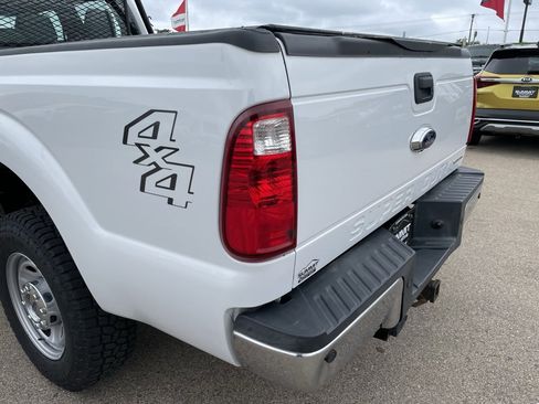 Used 2016 Ford F250 XL w/ Power Equipment Group image 31