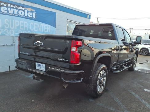 Used 2023 Chevrolet Silverado 2500 Custom w/ Custom Convenience Package AWD/4WD image 6