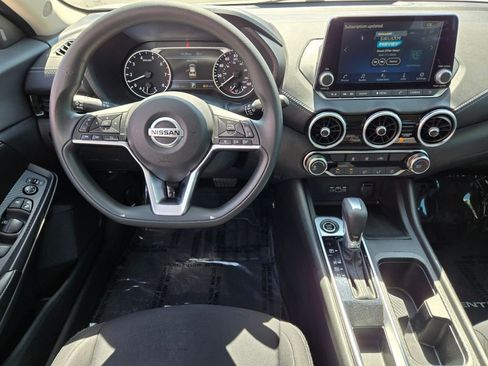 Certified 2023 Nissan Sentra SV FWD image 13