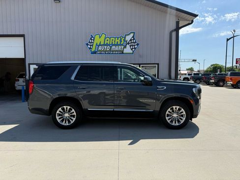 Used 2021 GMC Yukon SLT w/ SLT Luxury Plus Package AWD/4WD image 9
