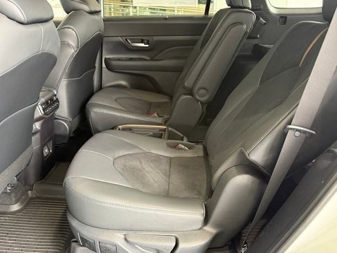 New 2026 Toyota Grand Highlander AWD Hybrid image 30