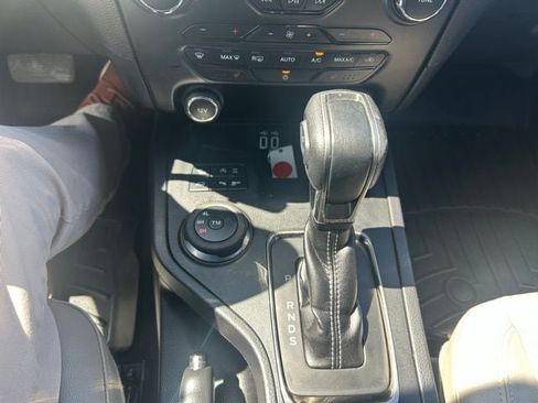 Used 2019 Ford Ranger Lariat w/ Equipment Group 501A Mid AWD/4WD image 26