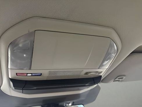 Used 2023 Subaru Ascent Premium w/ Convenience Package AWD/4WD image 22