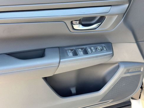 New 2026 Honda CR-V LX image 13