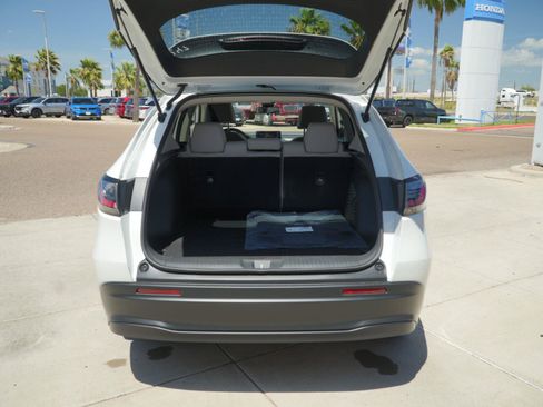 New 2027 Honda HR-V LX image 7
