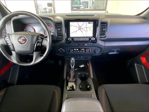 Used 2024 Nissan Frontier PRO-4X w/ Off-Road Protection Package AWD/4WD image 15