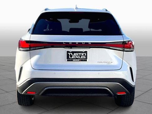 Used 2024 Lexus RX 450h Luxury image 4