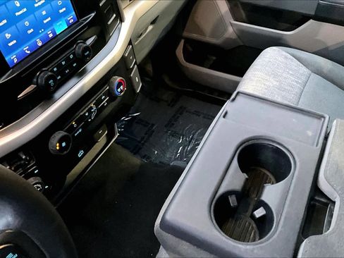 Used 2021 Ford F150 XLT w/ XTR Package image 15