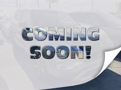 Used 2024 Mitsubishi Outlander SE