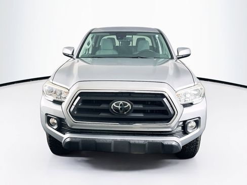 Used 2021 Toyota Tacoma SR5 image 2