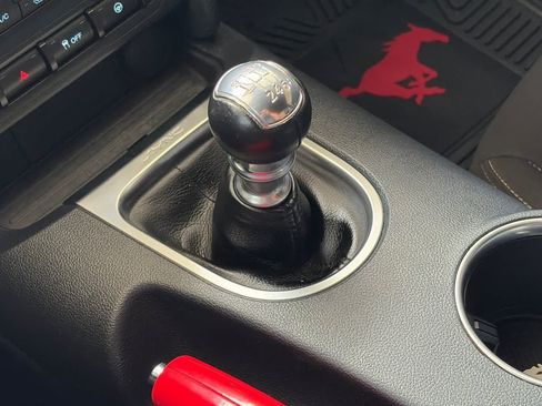 Used 2021 Ford Mustang GT RWD image 21