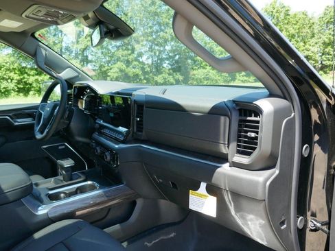 New 2026 Chevrolet Silverado 1500 LTZ w/ LTZ Premium Package AWD/4WD image 14