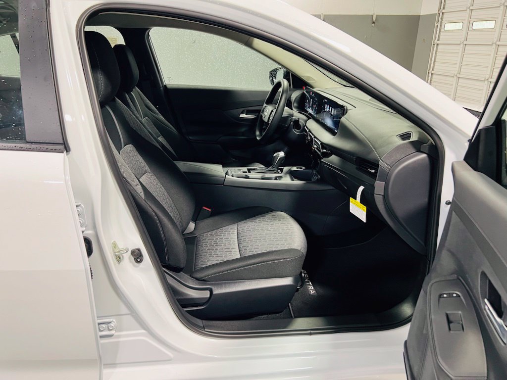 New 2027 Nissan Sentra SV FWD image 29