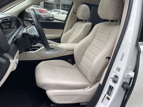 Certified 2023 Mercedes-Benz GLS 450 4MATIC image 23