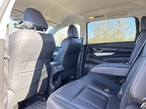 Used 2022 Subaru Ascent Limited image 13