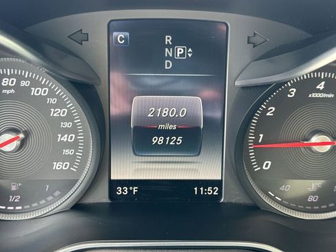 Used 2015 Mercedes-Benz C 300 4MATIC Sedan image 12