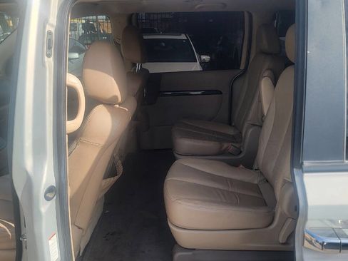 Used 2012 Kia Sedona EX w/ Luxury Pkg image 29