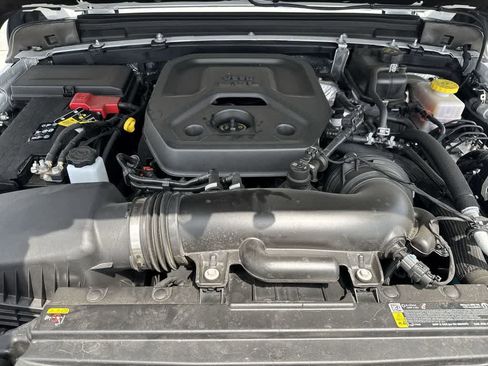 Used 2026 Jeep Wrangler Unlimited Rubicon AWD/4WD image 12