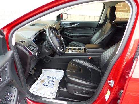 Used 2023 Ford Edge Titanium w/ Equipment Group 301A image 20