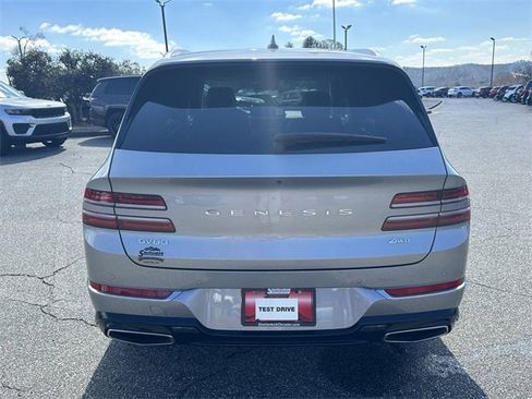 Used 2024 Genesis GV80 2.5T image 4