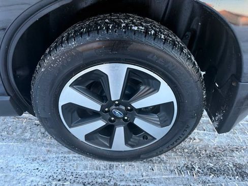 Used 2018 Subaru Forester 2.5i w/ Alloy Wheel Package image 10