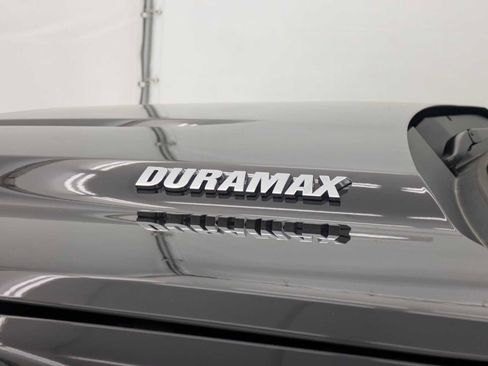 Used 2024 Chevrolet Silverado 1500 High Country w/ Technology Package image 12