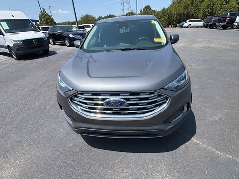 Used 2021 Ford Edge Titanium FWD image 18