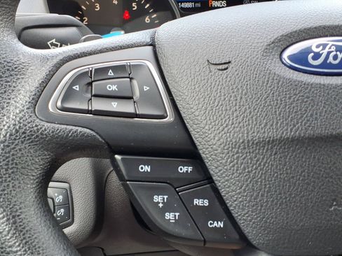Used 2017 Ford Escape SE w/ Equipment Group 201A AWD/4WD image 25