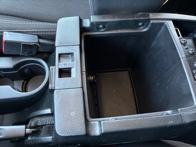 Used 2018 Jeep Wrangler Unlimited Rubicon AWD/4WD image 37