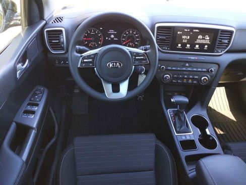 Certified 2021 Kia Sportage LX w/ LX Fwd Popular Package image 16