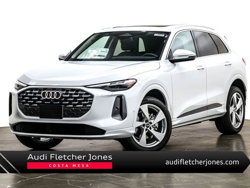 New 2025 Audi Q5 Premium Plus image 1